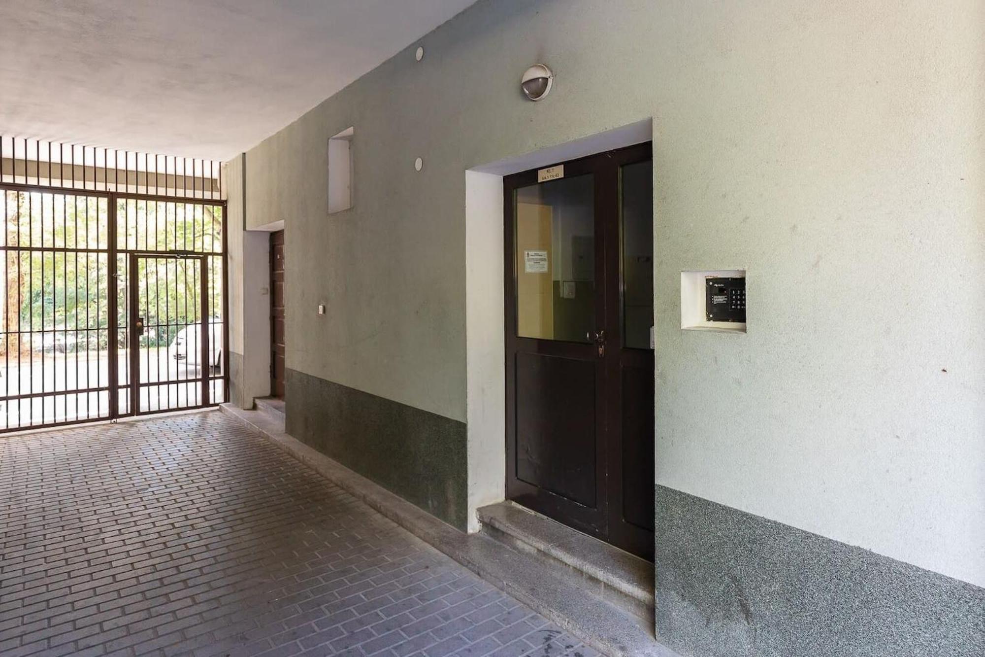 Rent Like Home - Wronskiego 15 Warsaw Exterior photo